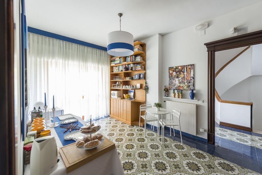 פלרמו B&B Mondello Holiday מראה חיצוני תמונה